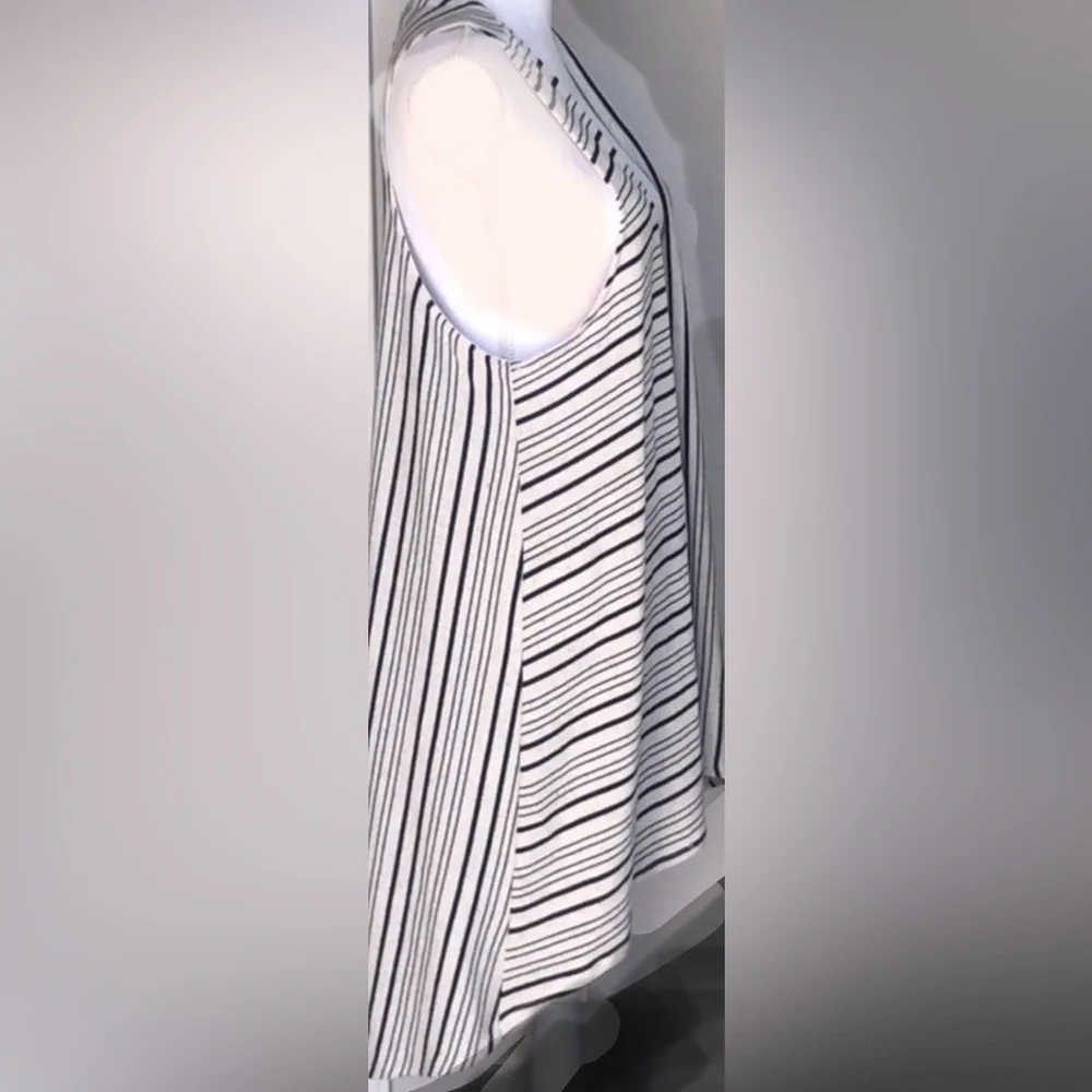 Anthropologie Sunday in Brooklyn Black & White Striped Gillie Vest size L - Picture 5 of 9